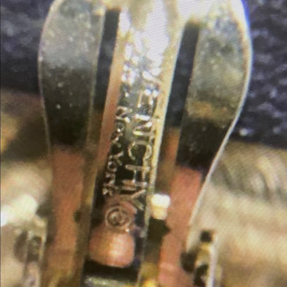 Givenchy Brushed Gold Interlocking Knot Clip-On E… - image 5